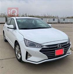 هیوندای ئەلەنترا